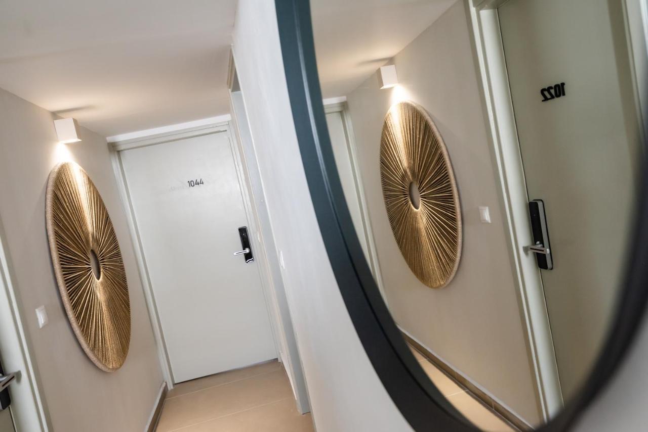 Guru Accommodations Mykonos Town ภายนอก รูปภาพ