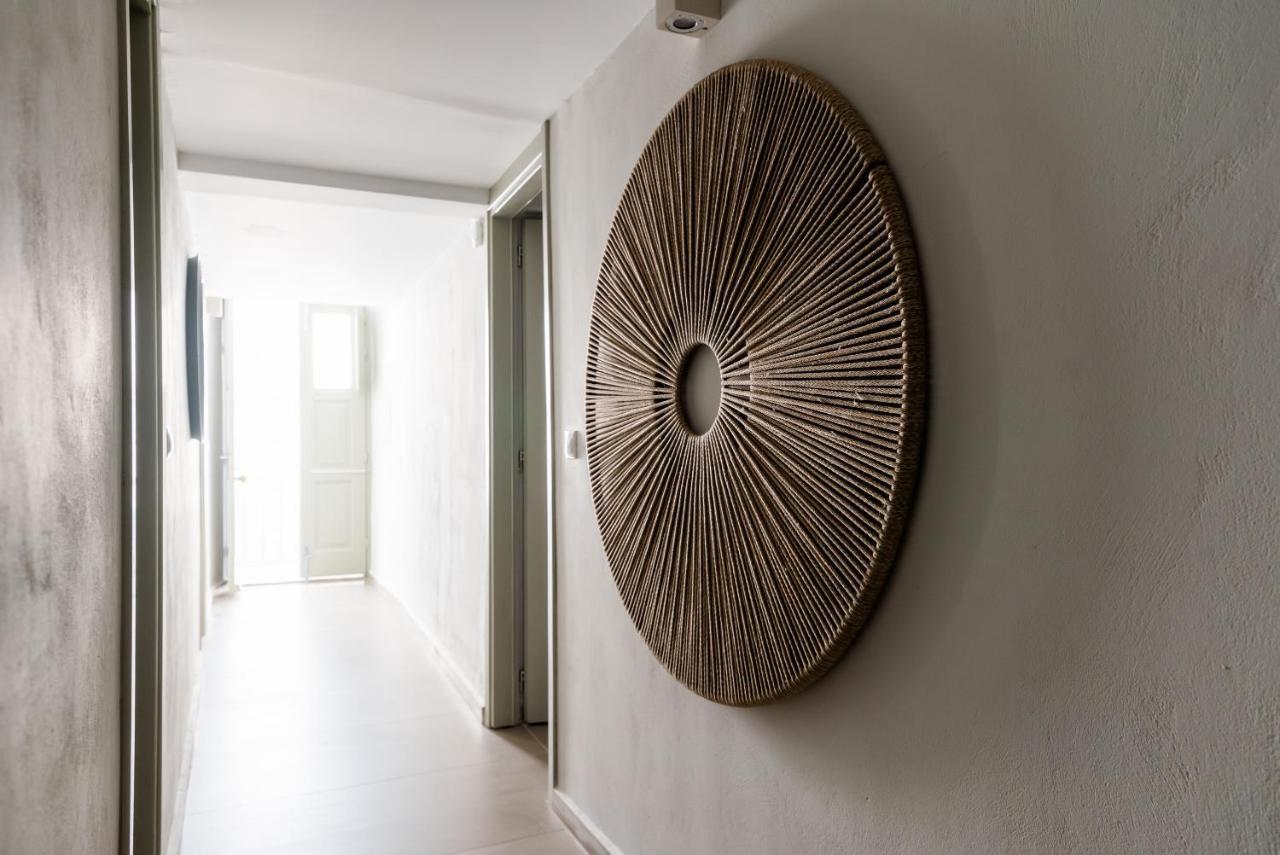 Guru Accommodations Mykonos Town ภายนอก รูปภาพ