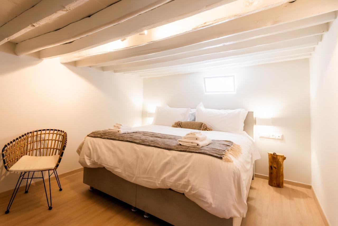 Guru Accommodations Mykonos Town ภายนอก รูปภาพ