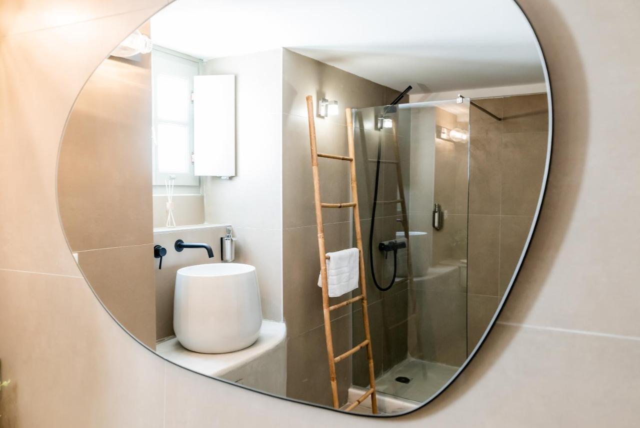 Guru Accommodations Mykonos Town ภายนอก รูปภาพ
