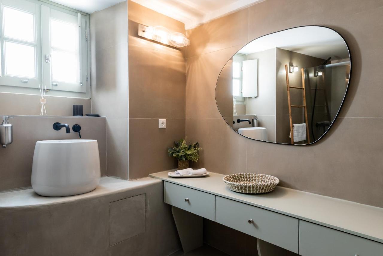 Guru Accommodations Mykonos Town ภายนอก รูปภาพ