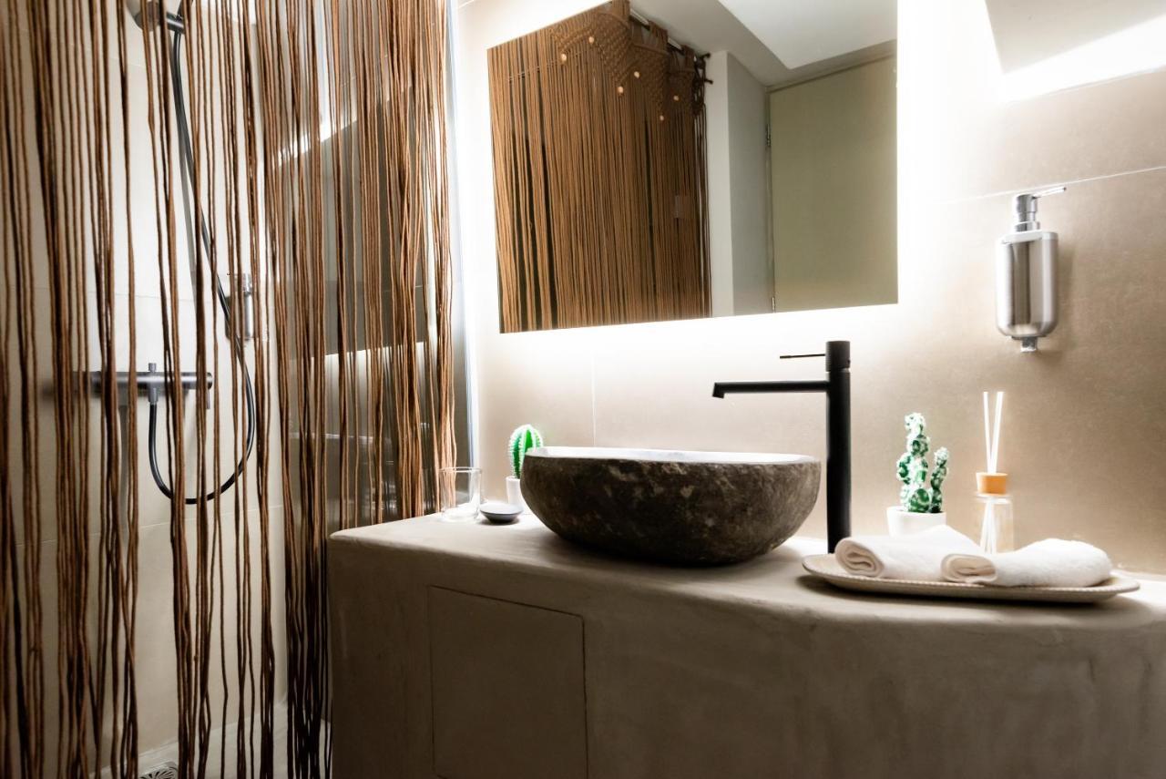 Guru Accommodations Mykonos Town ภายนอก รูปภาพ
